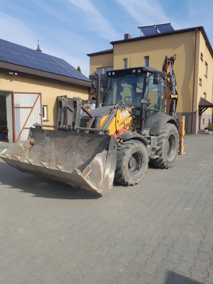 Sprzęt budowlany - usługi koparko-ładowarka